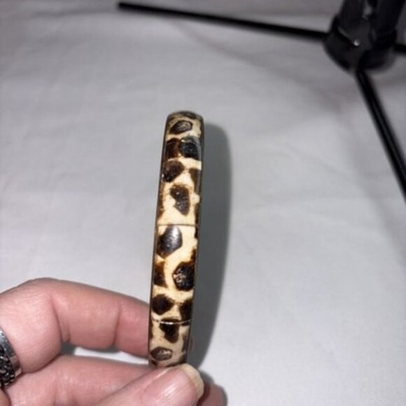 Animal Print bangle - Picture 2 of 7